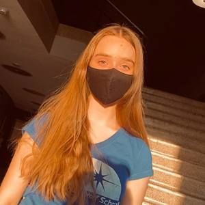 Meet your Posher, Olivia